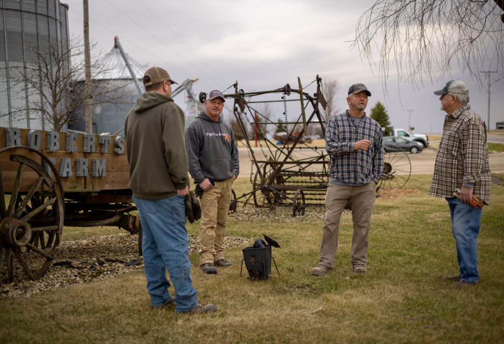 Data centers worth environmental tradeoffs, Illinois towns say