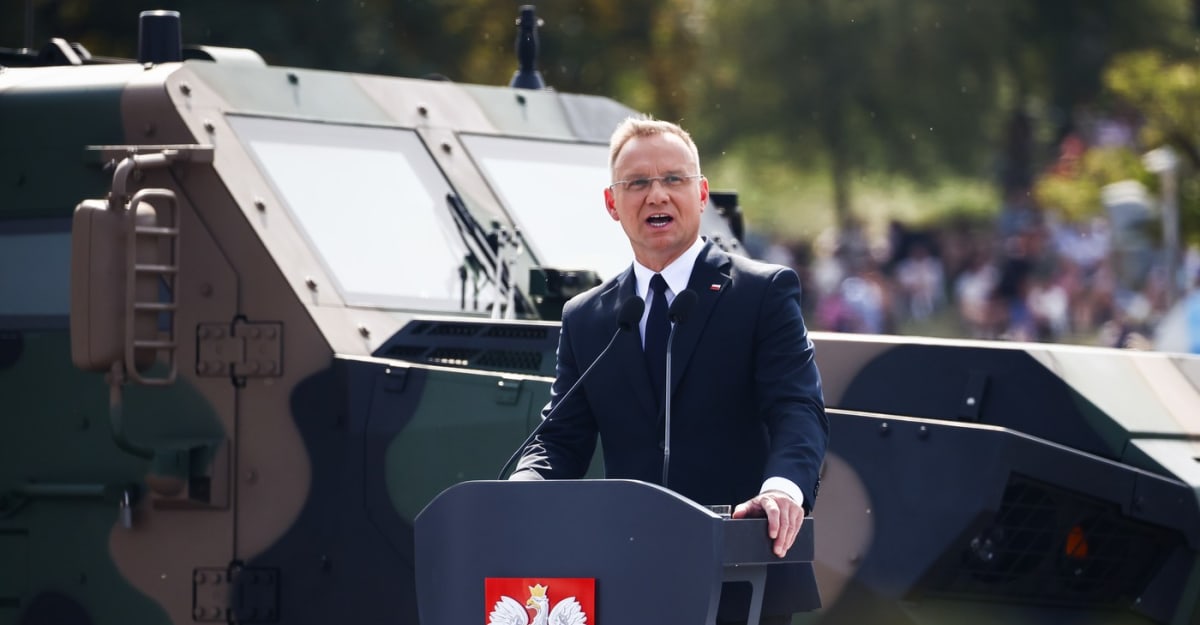 Česko mohou lemovat jaderné zbraně. Polsko žádá USA o jejich přesun, chce je na svém území