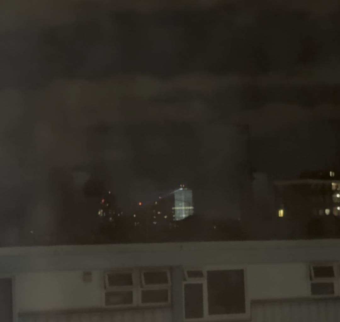 What is going on at the top of this building in Vauxhall/Battersea