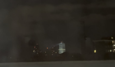 What is going on at the top of this building in Vauxhall/Battersea