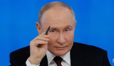 Putin ukrajinske vojake poziva k predaji