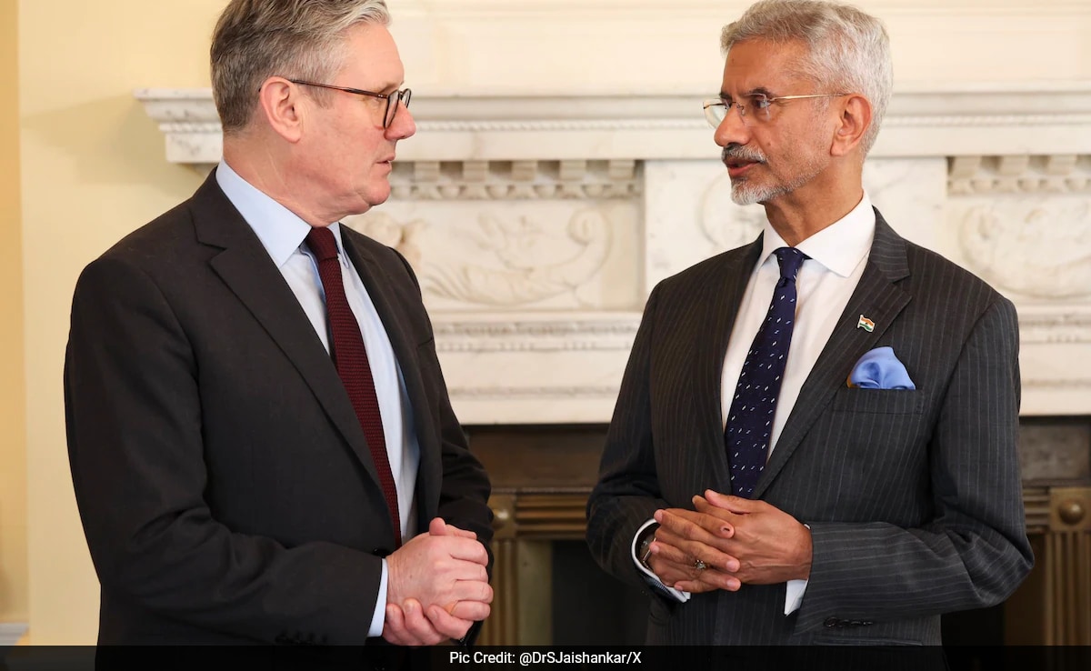 S Jaishankar Arrives In London, Holds Bilateral Talks With UK PM