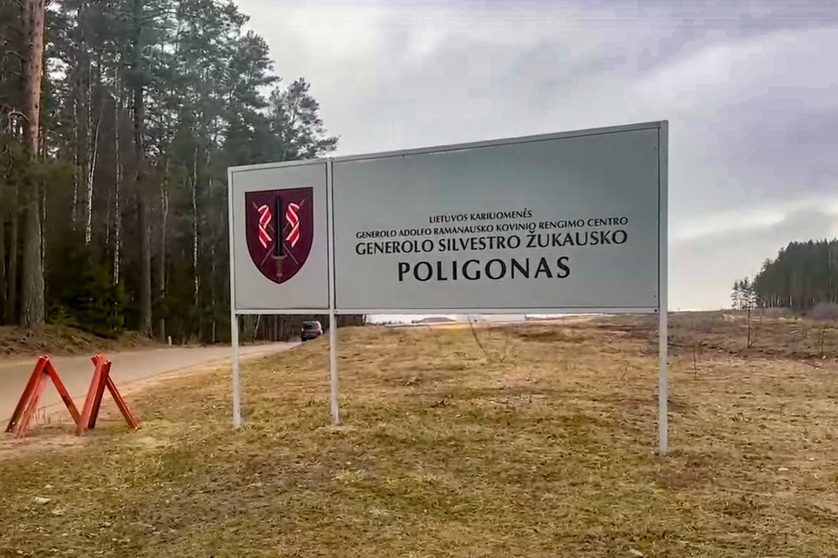 Tęsiant amerikiečių karių paieškas, ketvirtadienį Pabradėje lankysis Paluckas, Šakalienė ir kariuomenės vadas