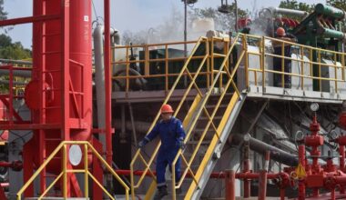 Ukraine buys US LNG in deal with Poland's Orlen