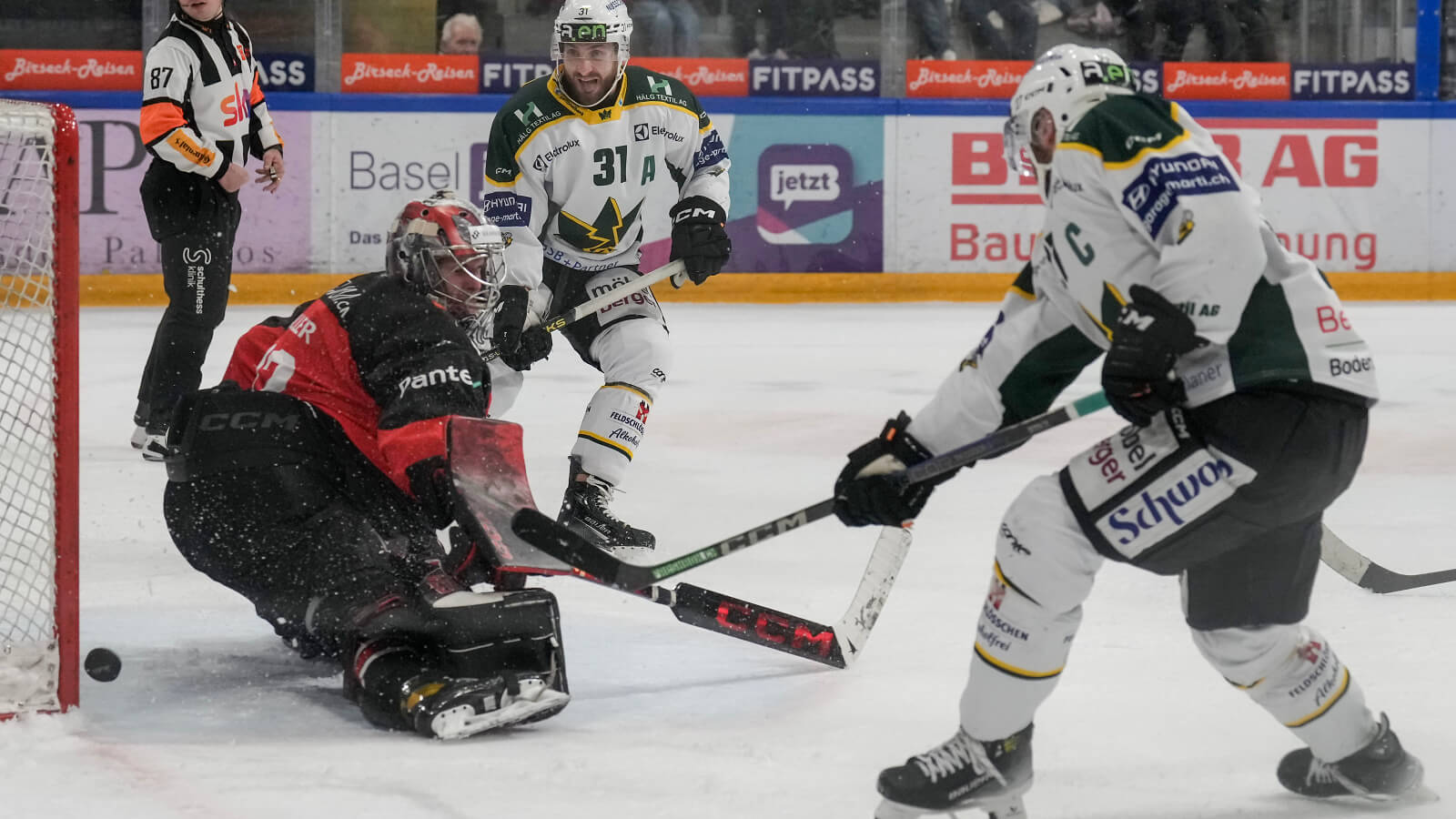 Playoff 1/2-Final Spiel 1 in Basel - News