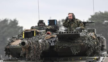 España se blinda y ordena actualizar todos sus carros de combate Leopard de manera inmediata