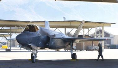 Carney Reviews Canada’s Order of F-35 Jets Amid Rift With US