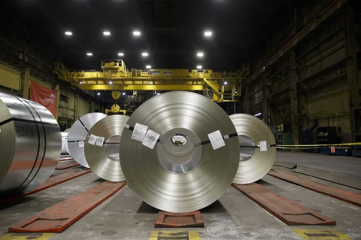 Trump Escalates Trade War in Response to Ontario Electricity, Says He’s Increasing Tariffs On Canadian Steel, Aluminum to 50%