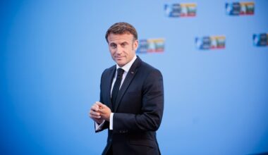 Macronas: Maskvos nuomonė dėl sąjungininkių pajėgų Ukrainoje – nesvarbi - DELFI