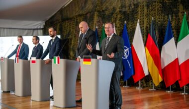 EU-Verteidigung im Vordergrund: Verteidigungsminister wichtiger NATO-Staaten beraten in Paris über Ukraine