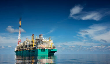 Ireland Approves Emergency Floating LNG Facility to Address Gas Supply Risks