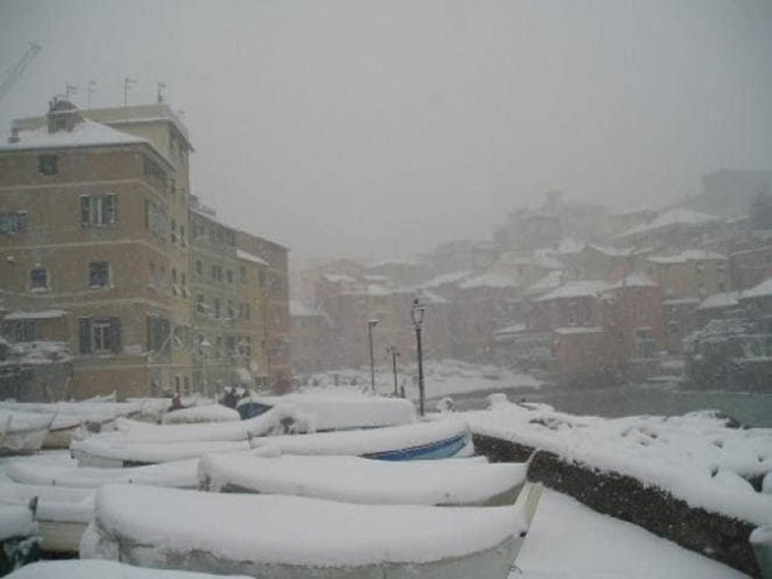 La nevicata del 3 Marzo 2005 sulla spiaggia di Genova