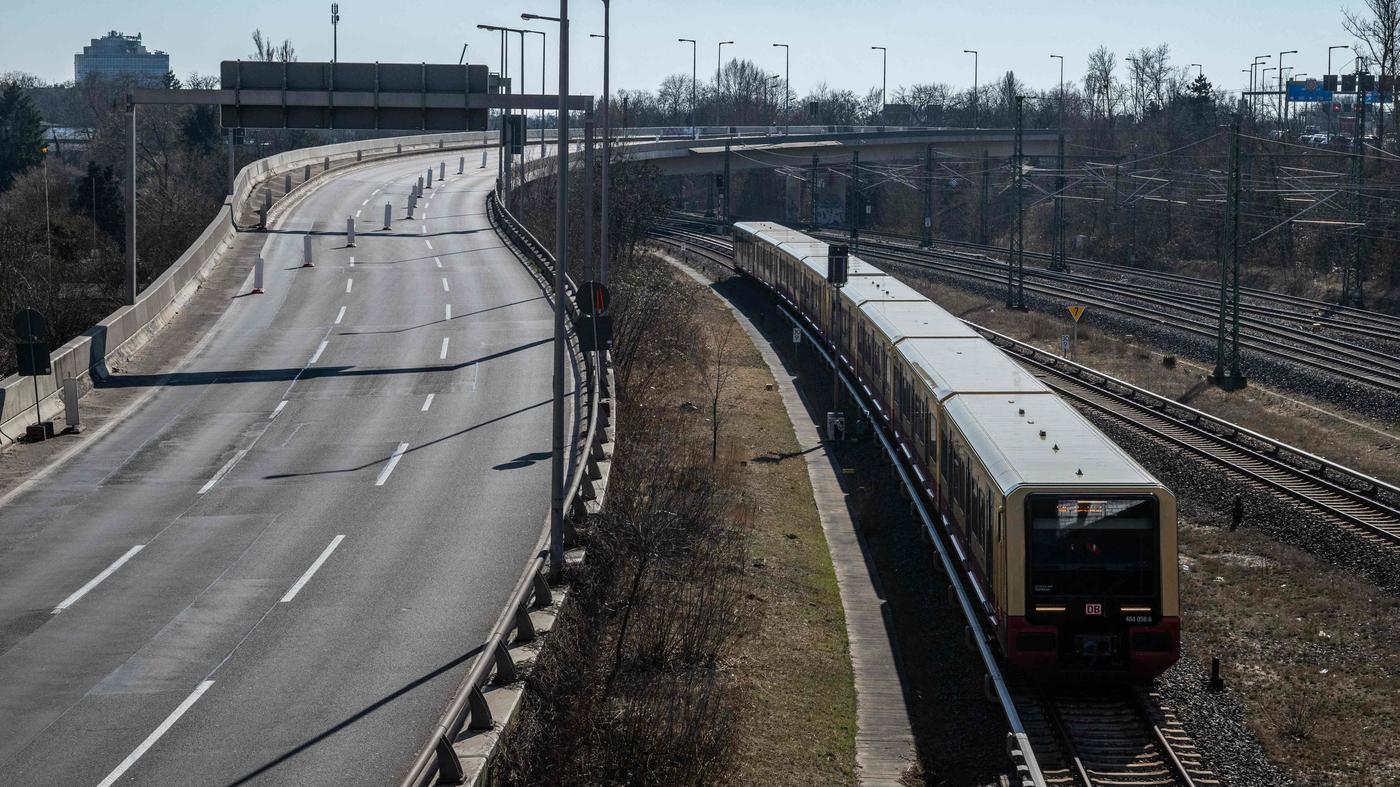 Zugverkehr auf der Berliner Ringbahn unterbrochen