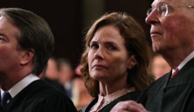 Justice Barrett’s sister targeted with bomb threat in South Carolina