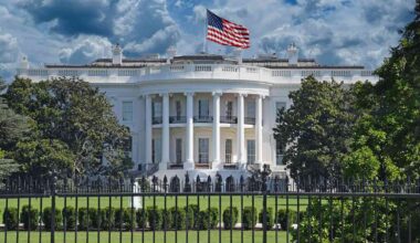 Secret Service Shoots 'Armed' Man Near White House During Confrontation