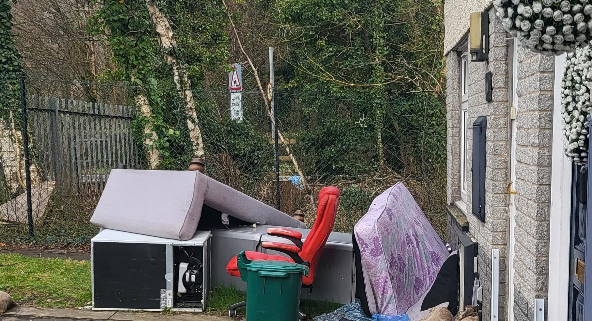 Does anyone else have neighbours like this.