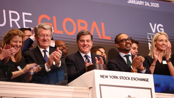 Shares of US LNG exporter Venture Global plummet as exports slow