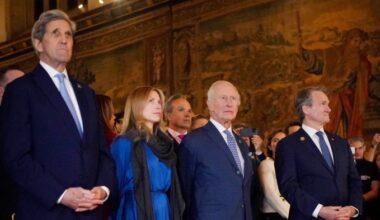 Former US Secretary of State and co-executive chairman of climate focused investment fund Galvanize, John Kerry, Sustainable Markets Initiative Chief Executive Jennifer Jordan-Saifi, Britain’s King Charles III and Bank of America CEO Brian Moynihan at the SMI Terra Carta Exhibition and Reception, at Hampton Court Palace