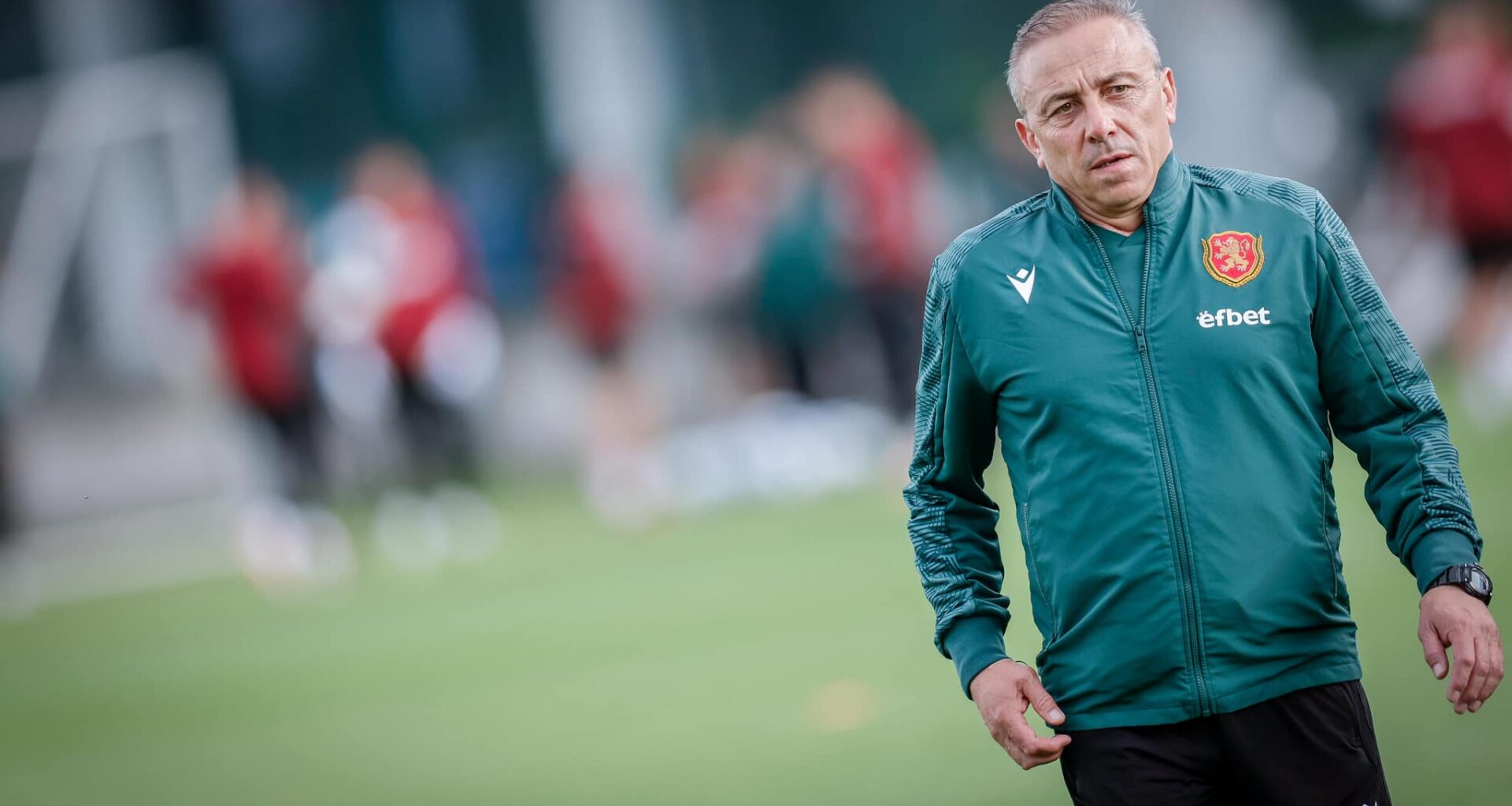 Илиан Илиев остава начело на България