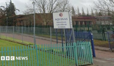 School warns students to be vigilant after park flasher reports