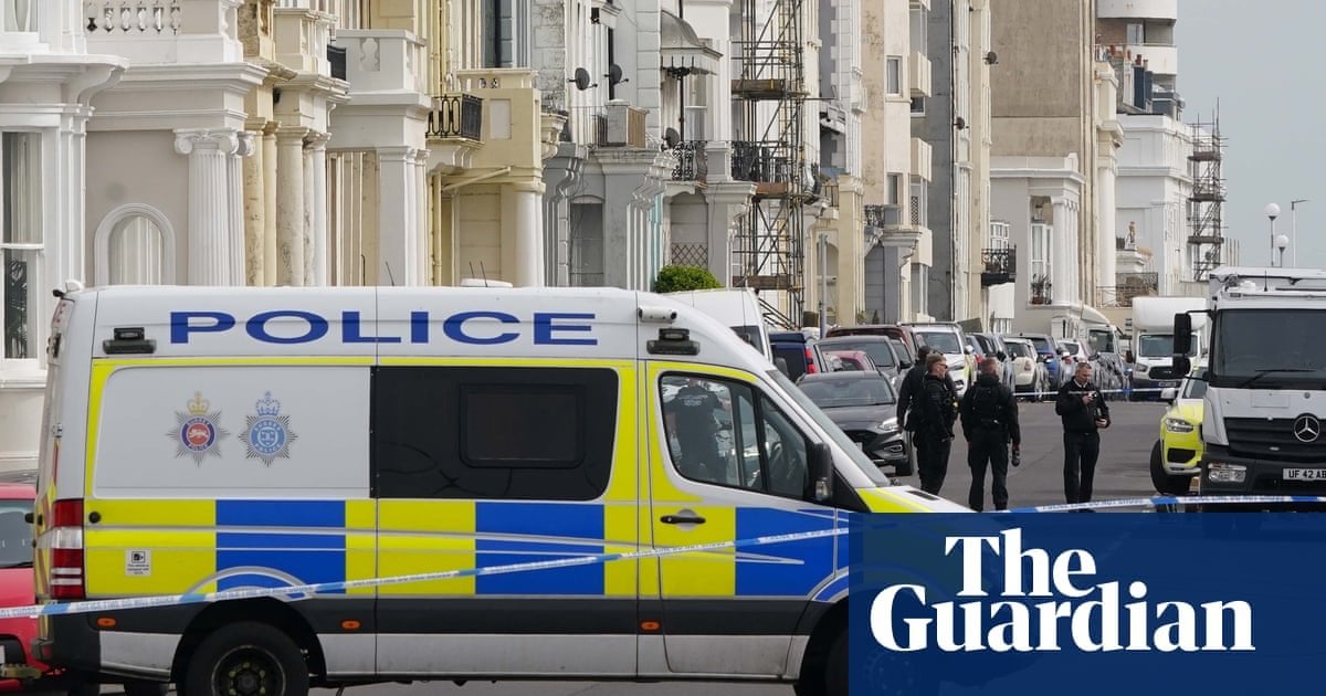 Dozens evacuated from St Leonards after explosive chemicals found