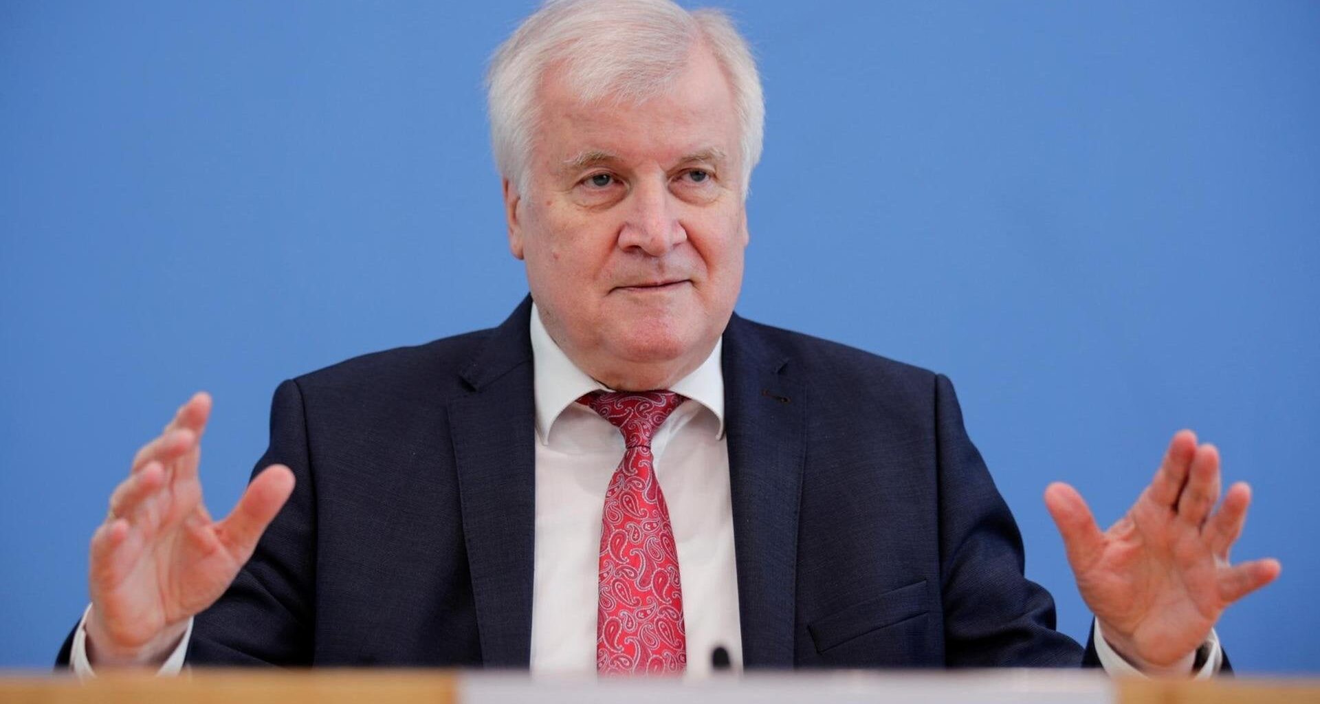 Ex-Bundesminister, -Ministerpräsident und -CSU-Chef — Horst Seehofer kritisiert den Umgang mit den Grünen: „Schauen Sie, die Leute sind ja nicht blöd“