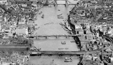 Thames, 1950s.