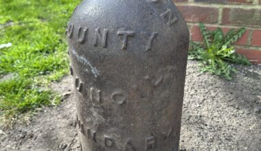 Spotted in Earlsfield - London county council boundary.