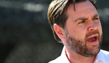 ​Vance loudly booed for 30 seconds straight by Kennedy Center crowd