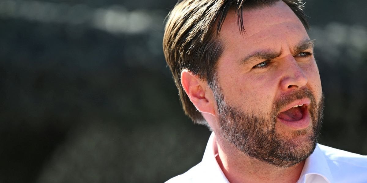 ​Vance loudly booed for 30 seconds straight by Kennedy Center crowd