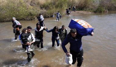 UN says more than 21,000 people fled Syria sectarian violence for Lebanon