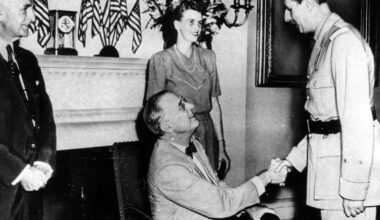 In 1943, Roosevelt allegedly asked De Gaulle, "May I inquire why you are not wearing a suit like everyone else???"
