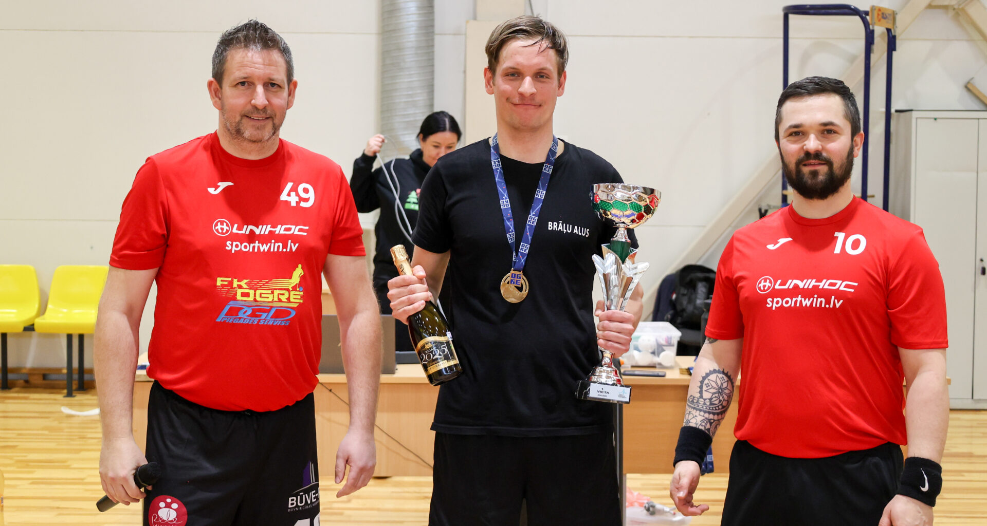 Latvijas Florbola savienība » LV » 2024/2025 » Jaunumi » Ogres novada čempionātā triumfē "Brāļu Alus"