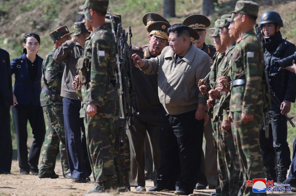 Kim Jong-un inspecting North Korean special forces troops.