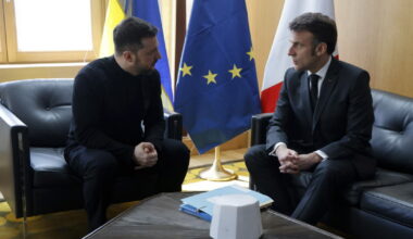 pour Emmanuel Macron, Vladimir Poutine est « un impérialiste révisionniste »