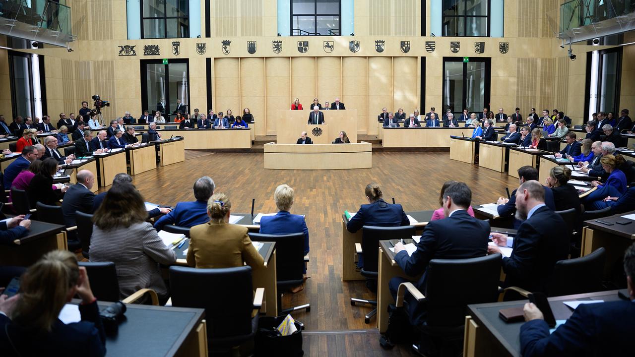 Bundesrat stimmt Finanzpaket mit Zweidrittelmehrheit zu