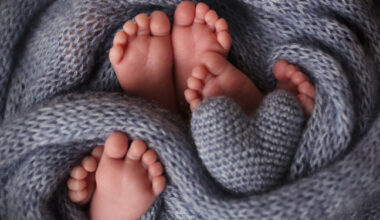 Family with newborn triplets awarded lump sum by Latvian government / Article