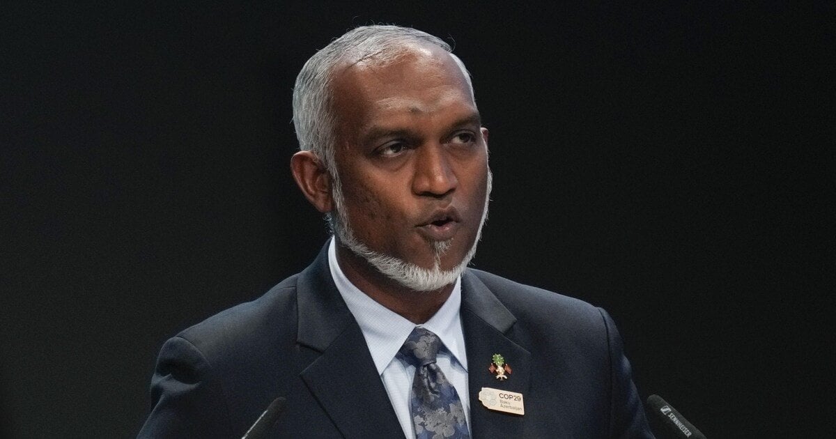 Maldives seeks aid amid severe debt crisis, $1 billion payment due in 2026