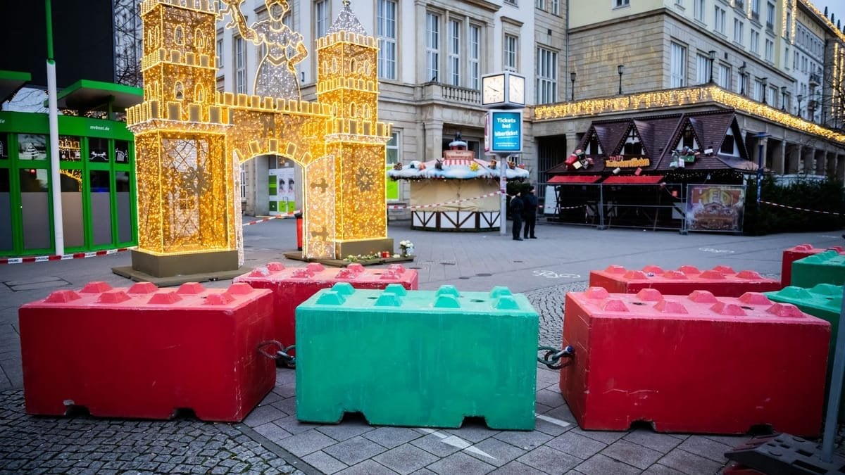 Lego verklagt Hersteller von Betonpollern - "Noch nie ein Kind mit 2.500-Kilo-Klotz beschenkt"