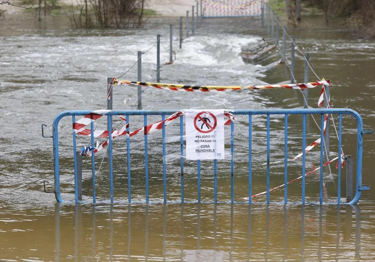 Storm Martinho arrives bringing more rain to Spain after Laurence leaves three deaths in its wake