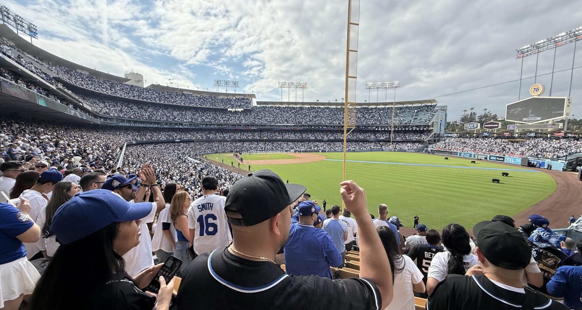 Fans Fill Dodger Stadium on Opening Day Despite Backlash Over White House Visit