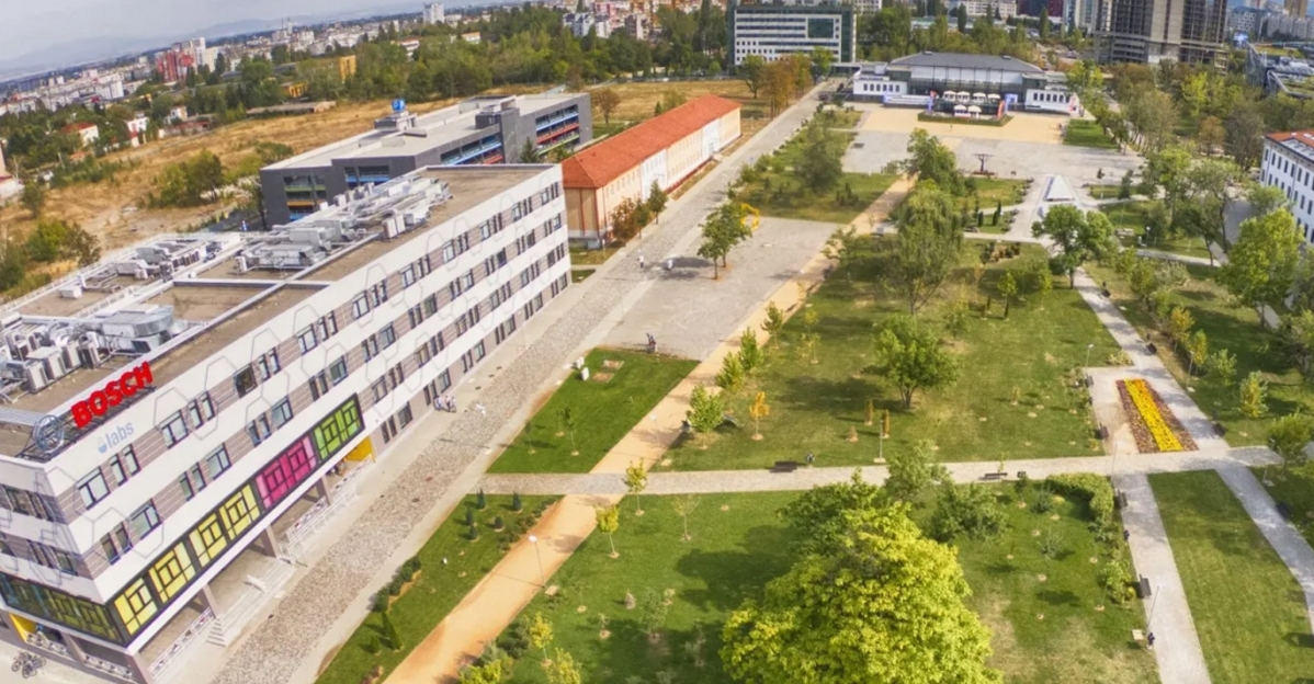 Bulgaria’s Sofia to be home to one of EU’s six new AI factories in 90M euro project – The Sofia Globe