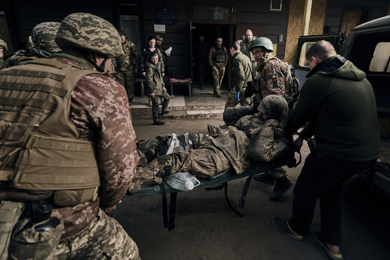 It is illegal for Swiss citizens to serve in foreign military forces.