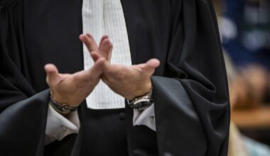 Le Tribunal fédéral condamne deux islamistes de Winterthour à des peines fermes - rts.ch