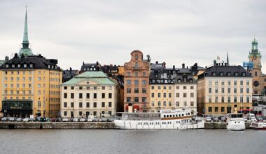 Sweden prioritizes cash amid global tensions