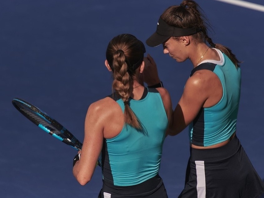 Slovenská tenistka Tereza Mihalíková spoločne s Britkou Oliviou Nichollsovou