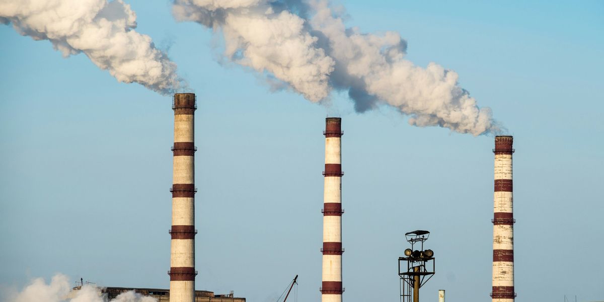 Coal-fired electricity spikes as gas prices rise, pushing up U.S. emissions