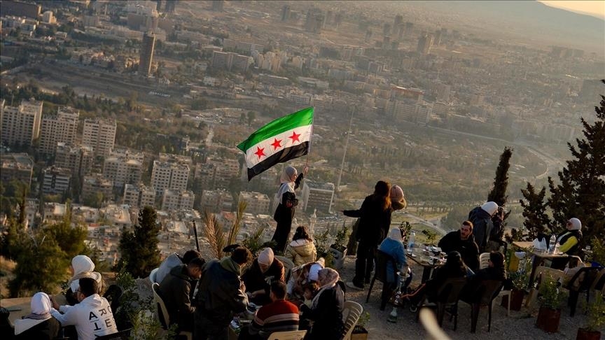 Leaders of France, Lebanon, Syria meet online, discuss Syrian refugees in Lebanon, borders
