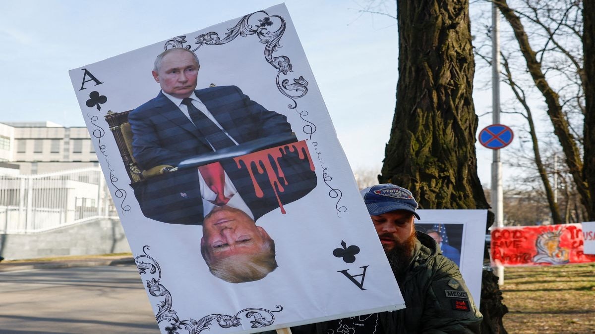 Trump-Putin phone call shows Russian president ‘playing’ POTUS, sensing his desperation for a deal – Firstpost