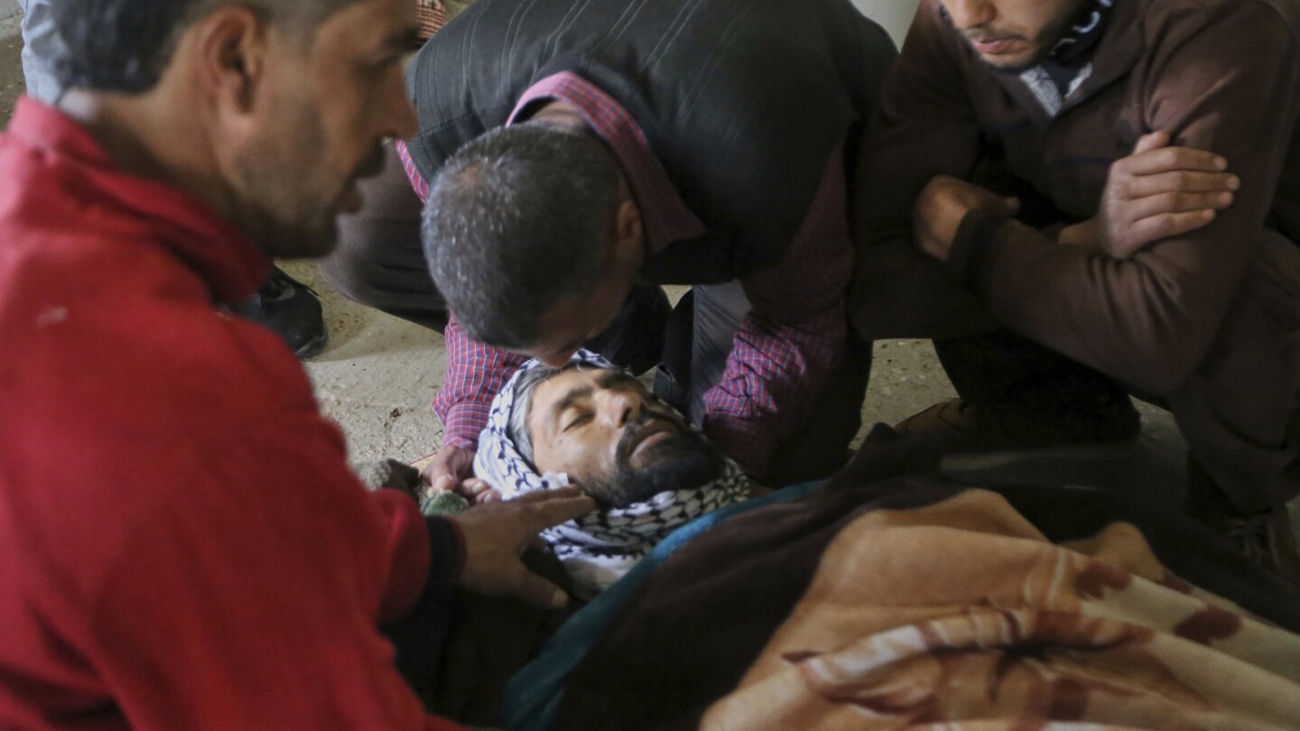 Israeli strikes in southwestern Syria kill 6 people as troops clash with residents